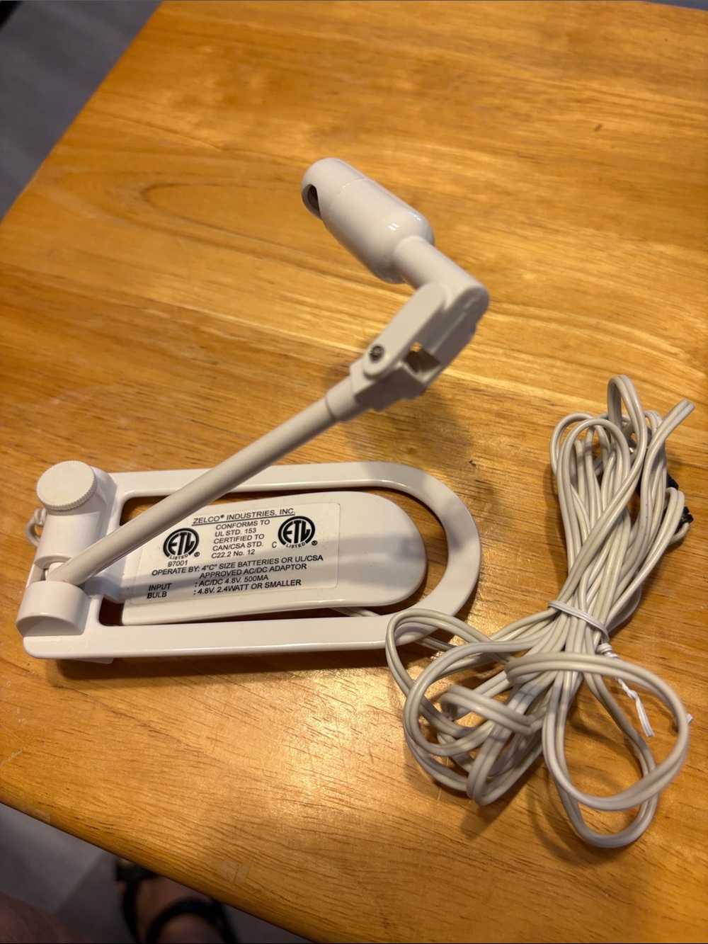 Itty-bitty book light Adjustable White Clip-On LED Lamp
